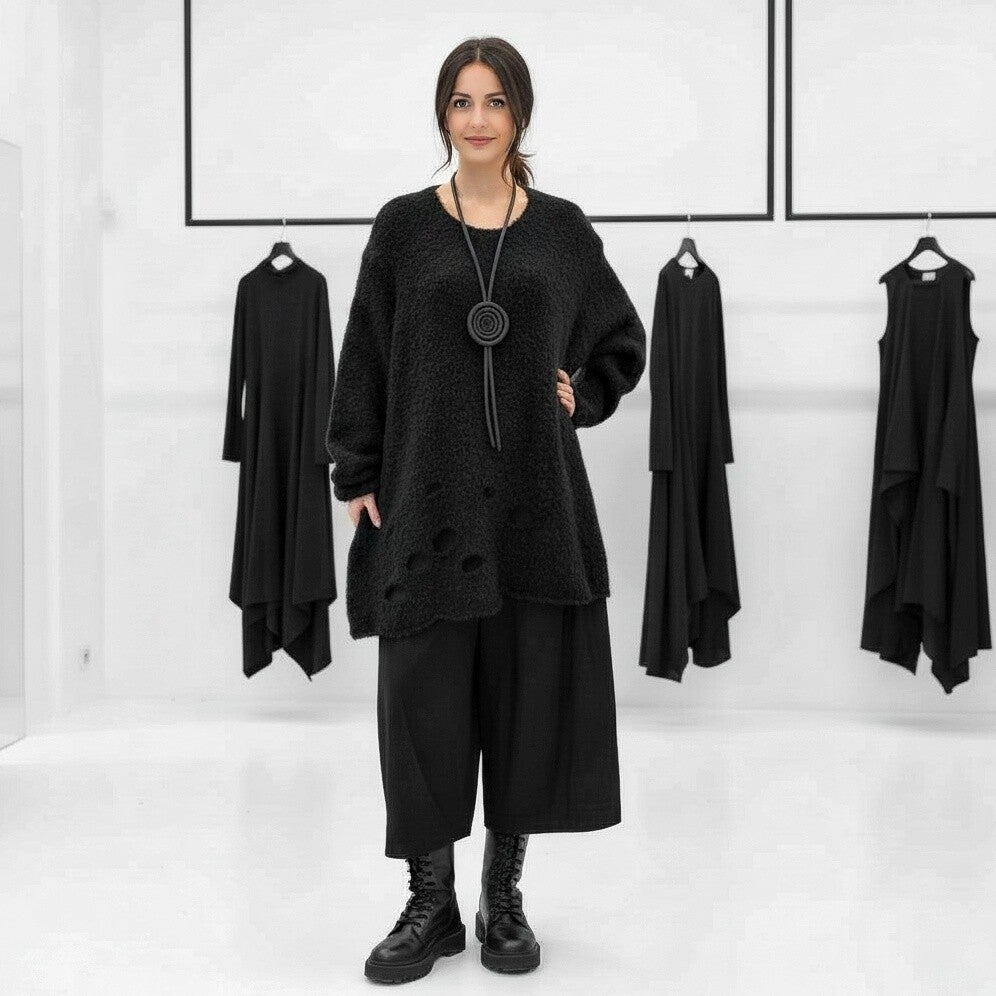 Bouclé-Strick Pulli mit Cut-outs in schwarz