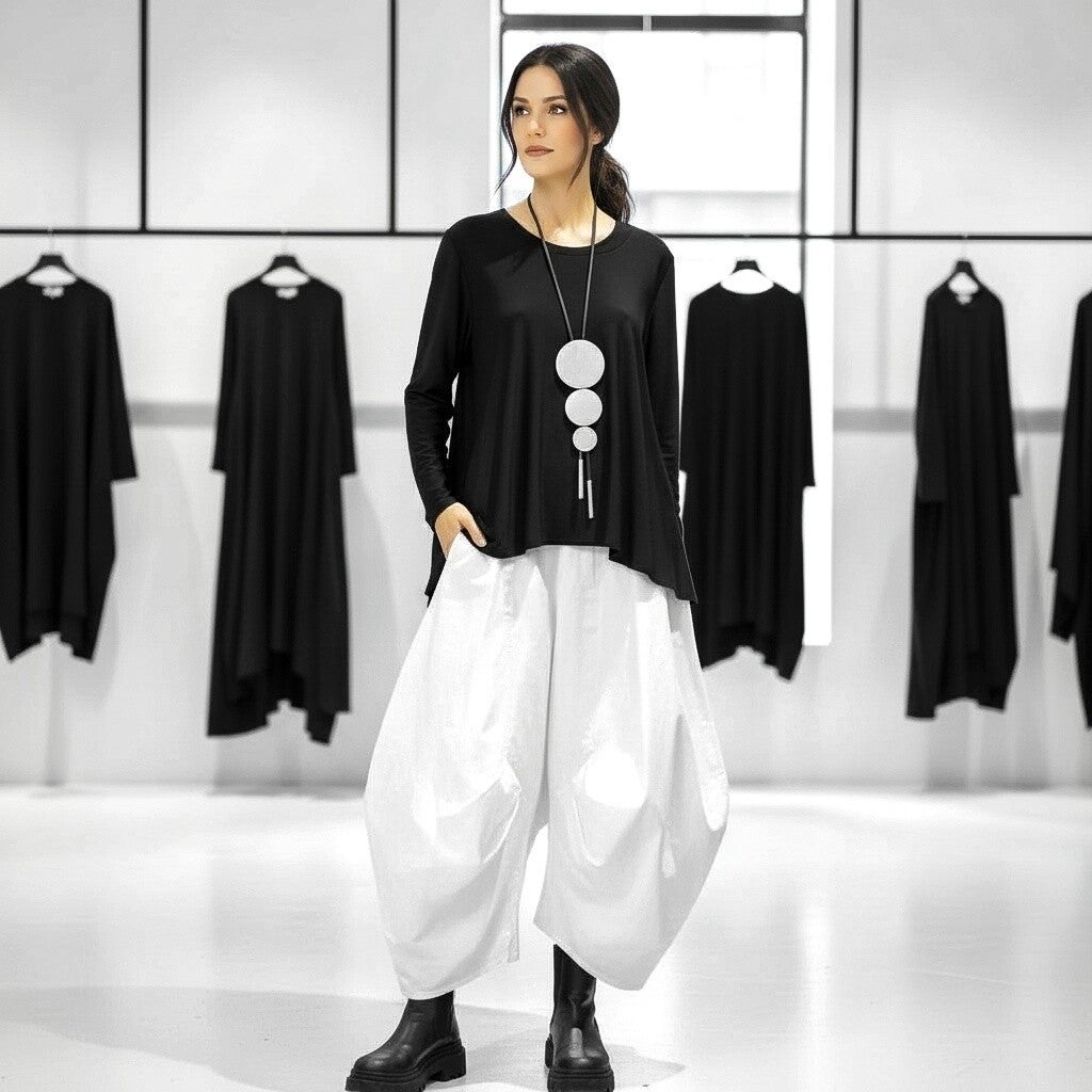 extravagante leichte Baumwoll-Hose "Yuki" im Oversize-Look in weiß