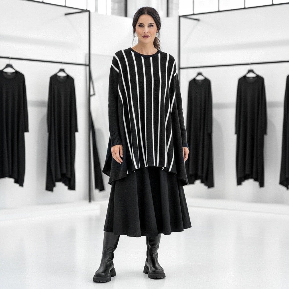 Strick Pulli in großzügiger A-Linie in schwarz-weiß gestreift