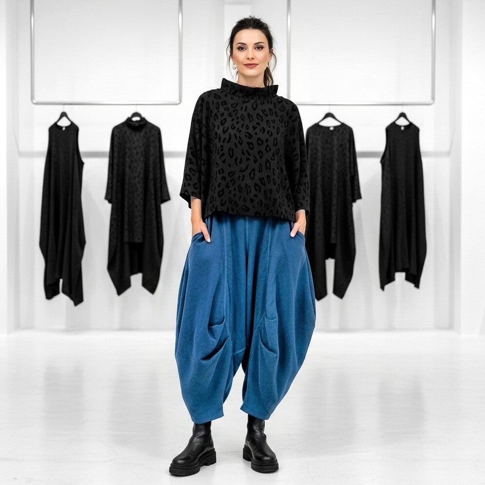 Feinkord Hose "Yuki" mit Gummibund und Eingrifftaschen in blau