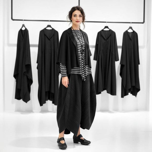 Plissee Hosenrock "Yokohama" mit Gummibund und weitem Bein in schwarz