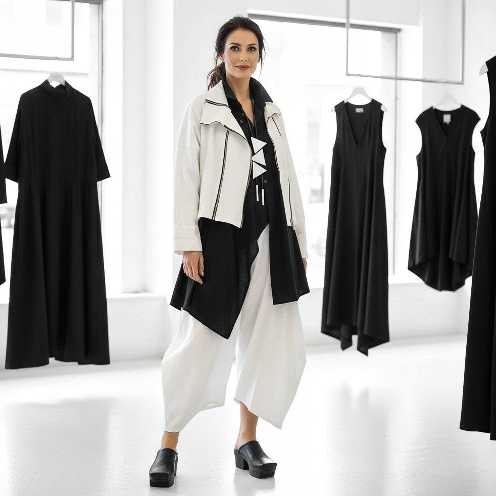 coole Jacke mit doppelten Reißverschlüssen in hellem ecrú