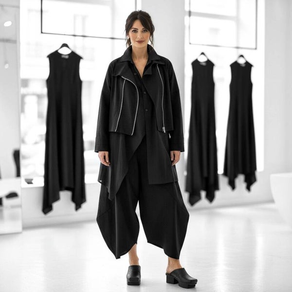 coole Jacke in Kastenform mit doppelten Reißverschlüssen in schwarz