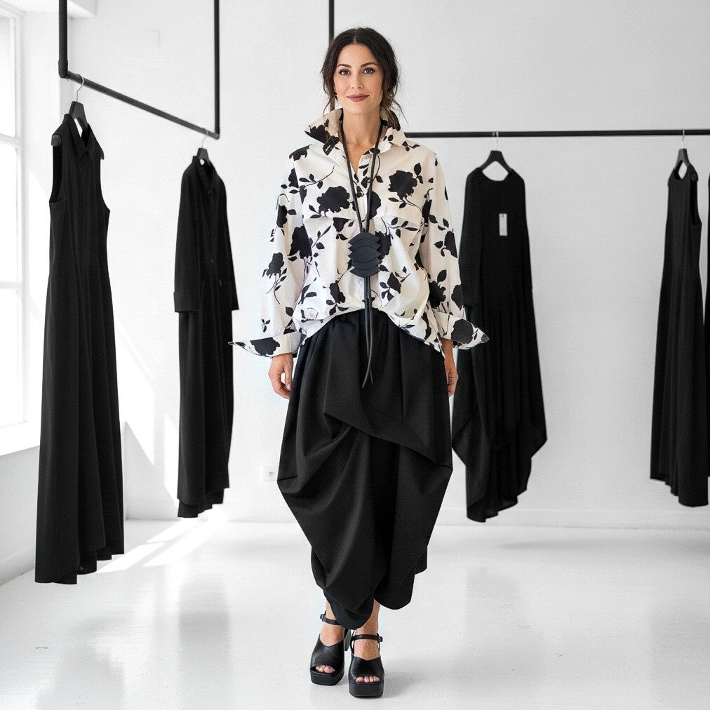 extravaganter Hosenrock mit bequemen Gummibund in schwarz