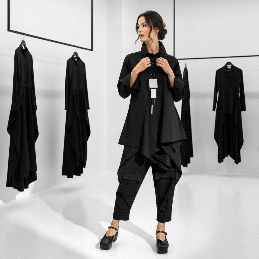 extravagante Baumwoll Bluse mit schräger Knopfleiste in schwarz