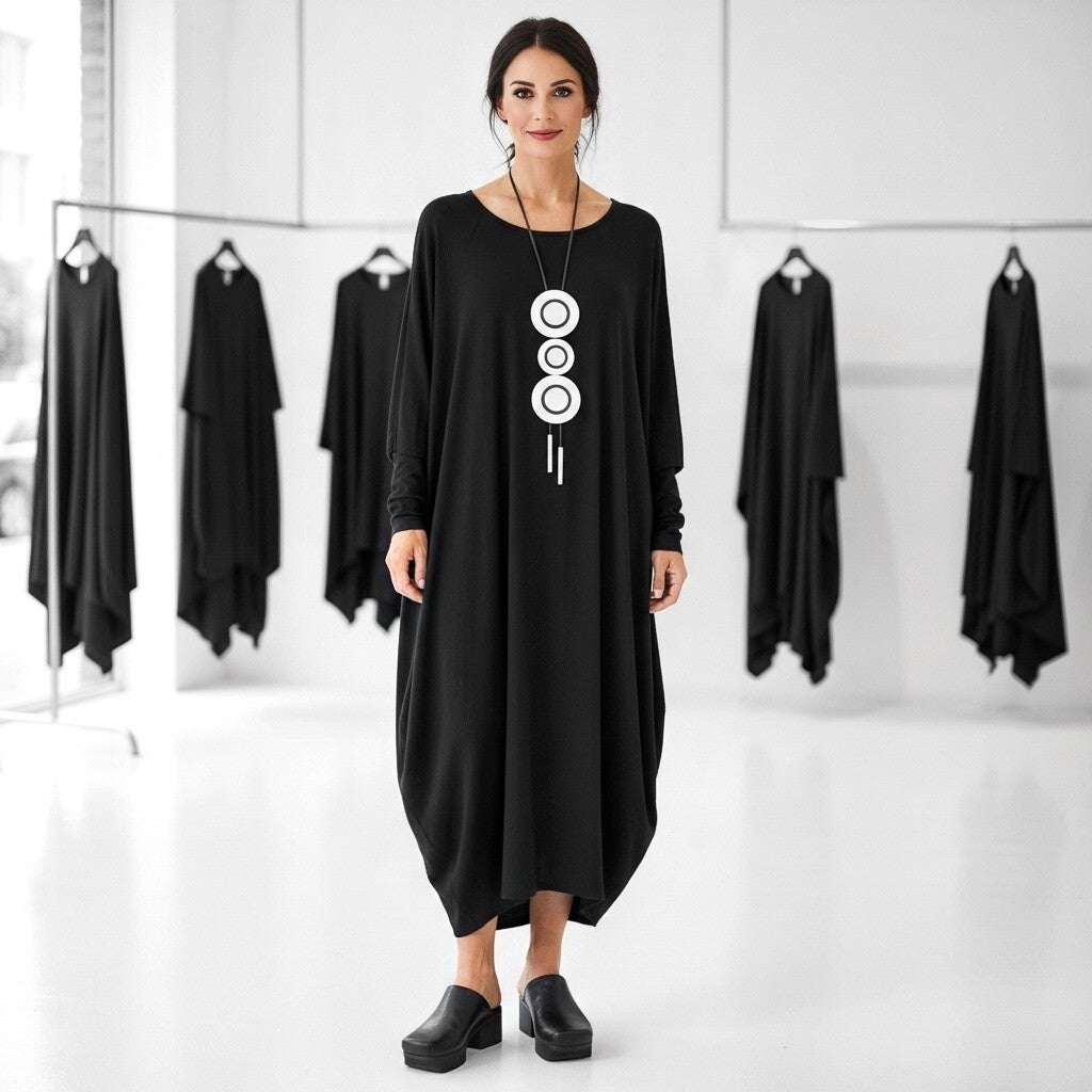 Basic Kleid in Tulpenform mit Eingrifftaschen in schwarz