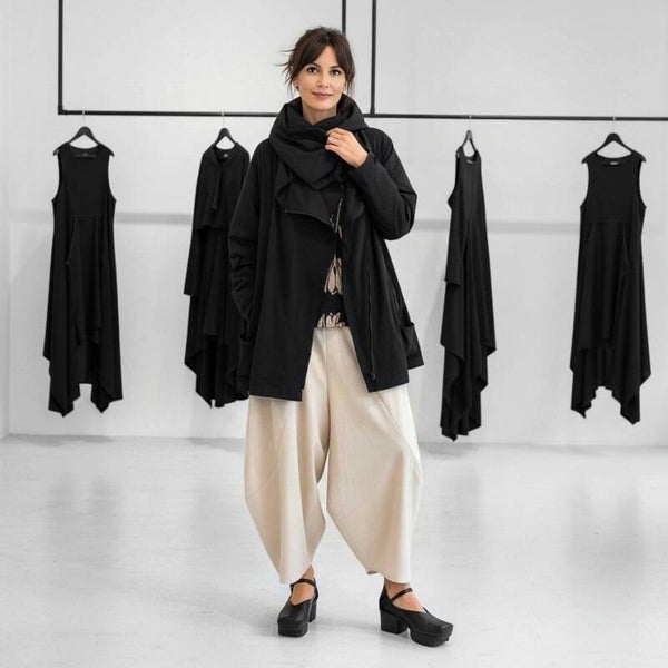 stylishe Hose in Tulpenform mit Gummibund in sandfarben