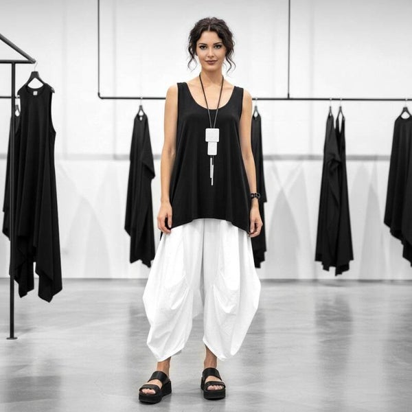 Basic Top in modischer A-Linie in schwarz