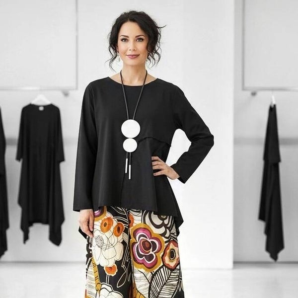 stylishes Oberteil mit seitlichem Taft Ansatz