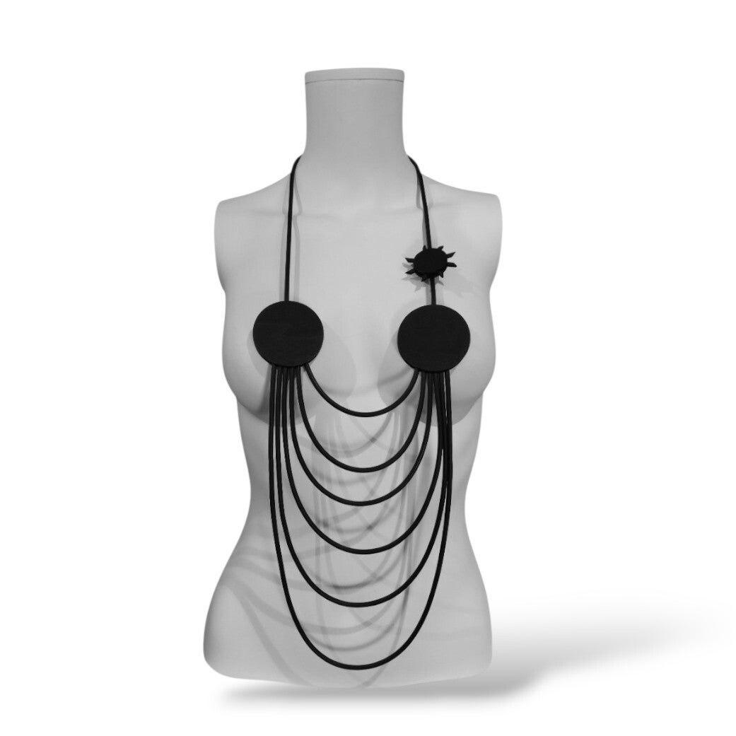 stylishe "rubber" Kette mit Elementen aus Holz