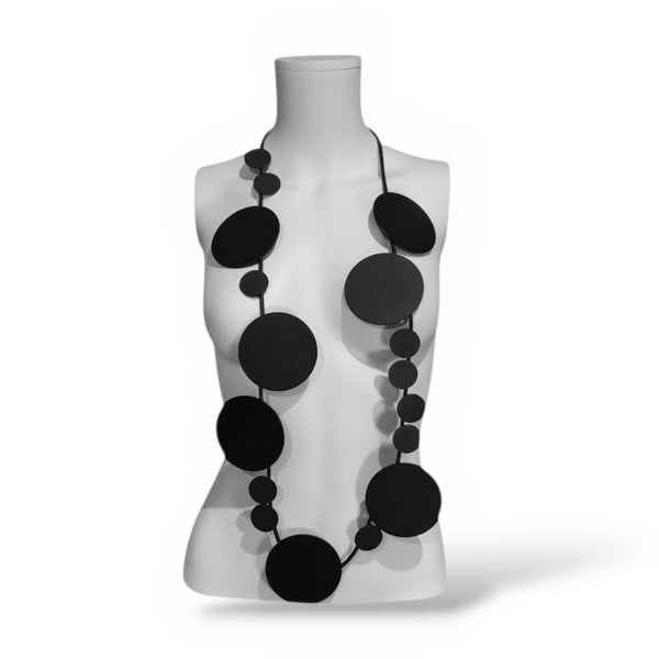 stylishe "rubber" Kette mit Elementen aus Holz