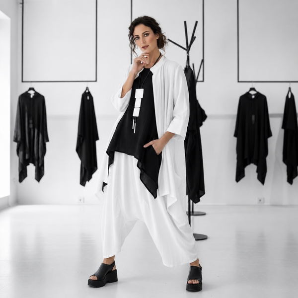 Leinen Jacke "Aiko" mit Stehragen und Taschen in weiß