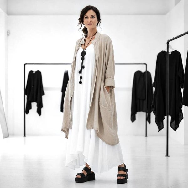 Leinen Jacke "Aiko" mit Stehragen und Taschen in nuturfarben