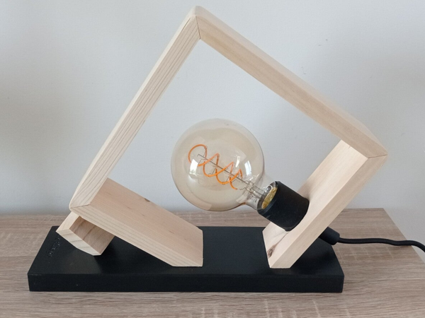 Lampe cadre penché