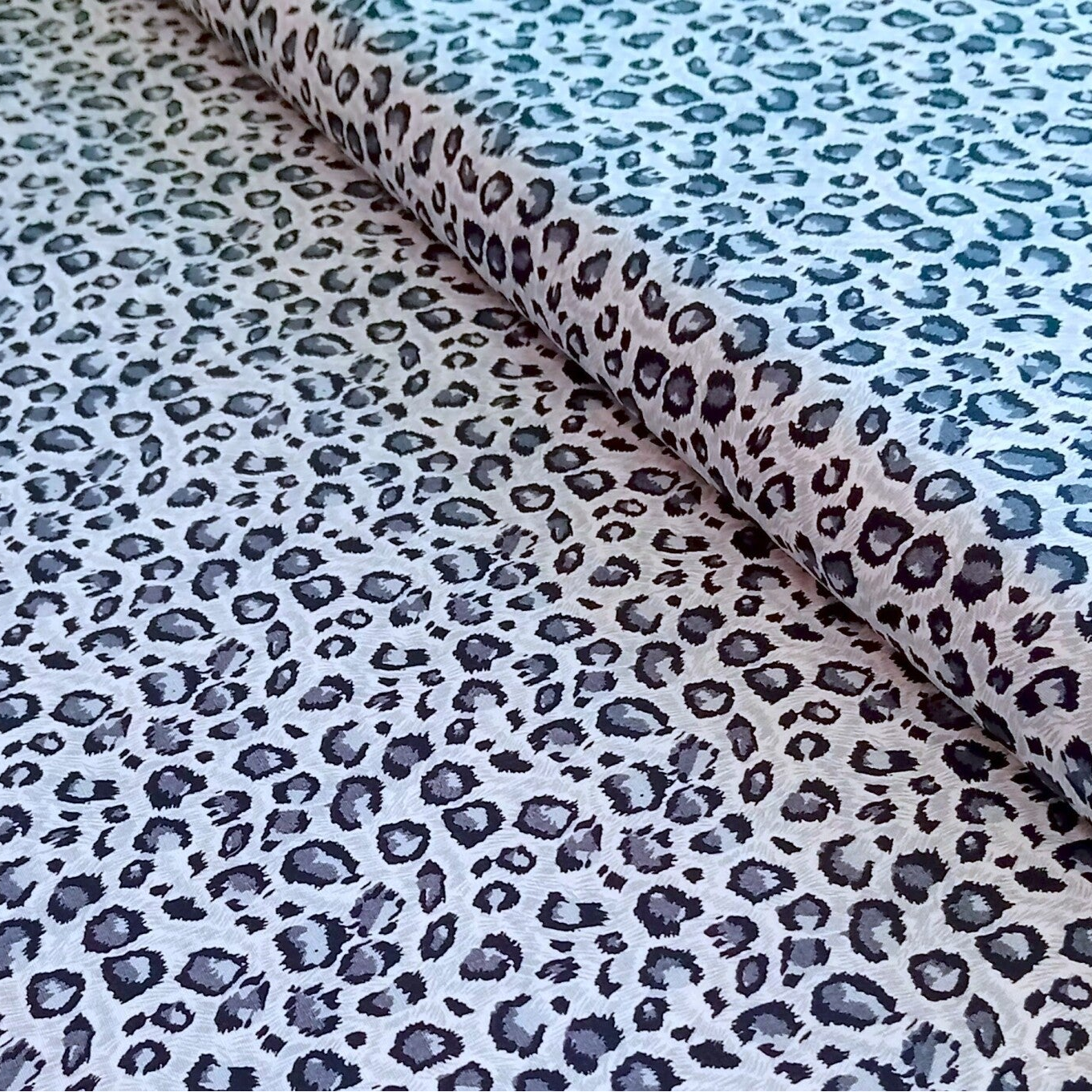 Baumwollpopeline Leo grau