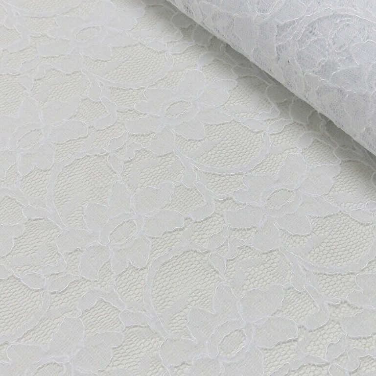 Spitze weiß mit Bogenkante