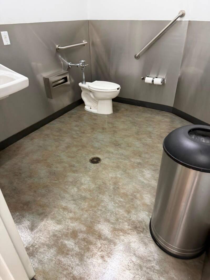 Commercial cleaning results showing a freshly cleaned floor, restored air vent, and spotless restroom highlighting professional deep‑cleaning quality.
