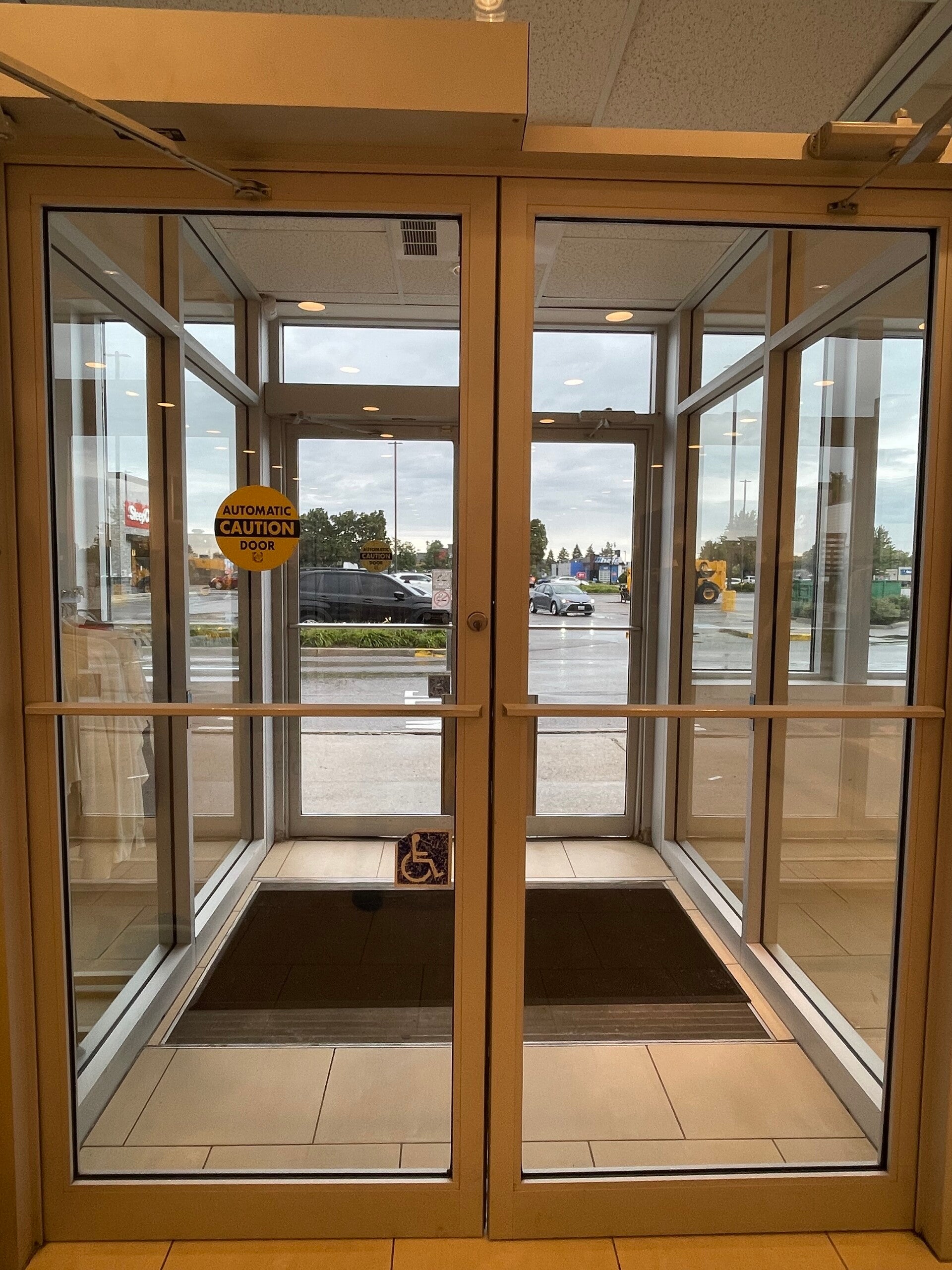 Clean commercial cooler interiors and spotless ceiling panels showcasing professional deep‑cleaning and maintenance quality.