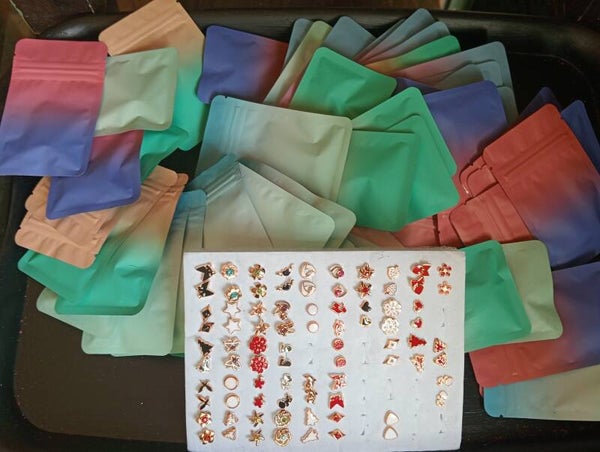 Blind Earring Bags