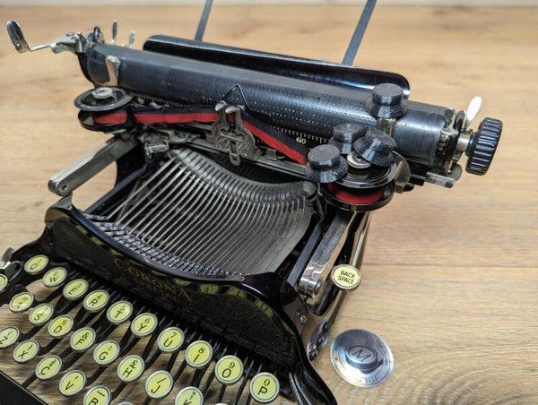 Corona 3 Typewriter Feet