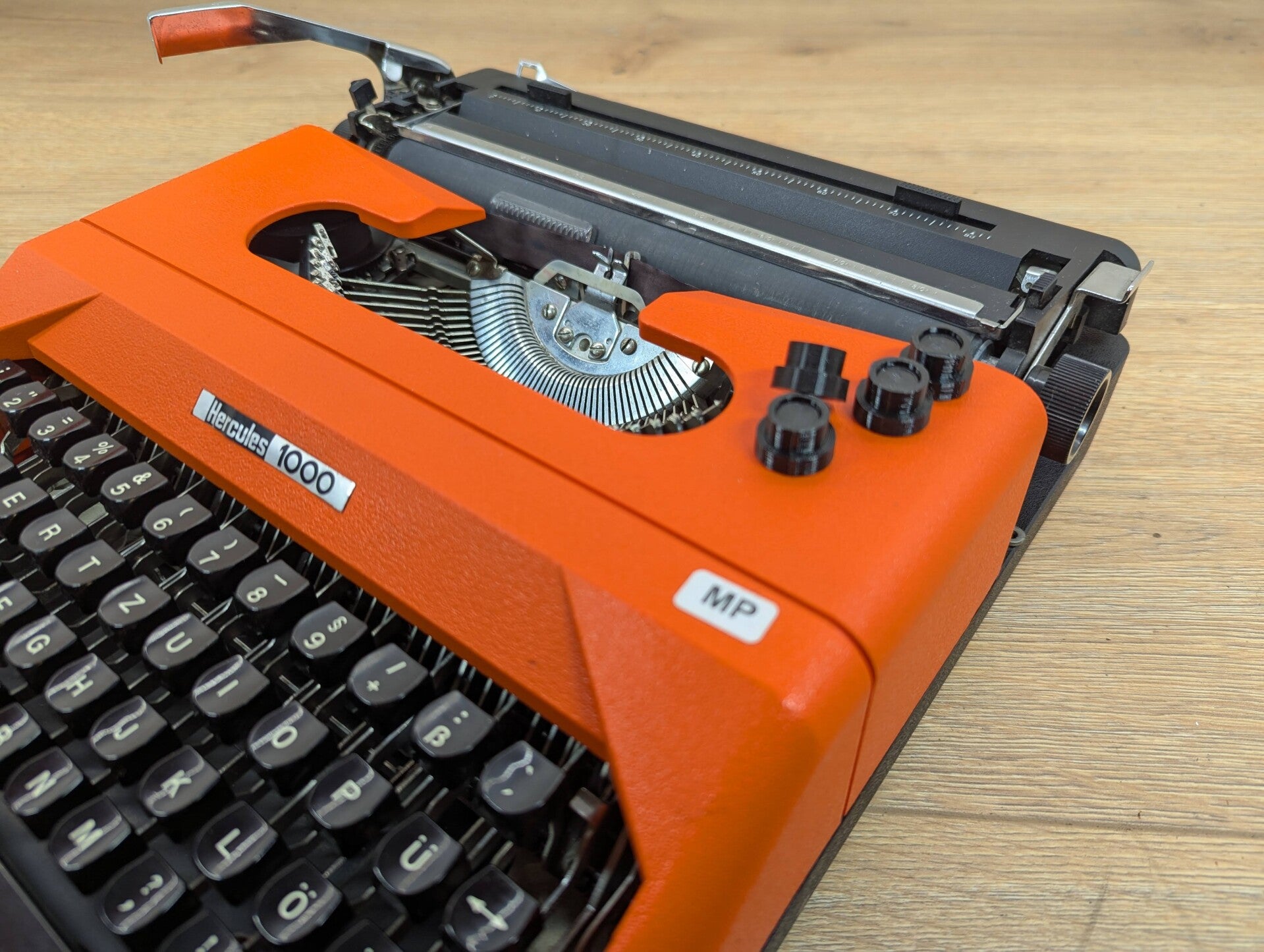 Hercules 1000 / Antares Compact Typewriter Feet