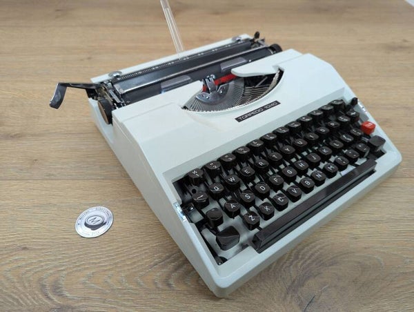 1985 Torpedo 10/40 (Nakajima) Typewriter | Cubic / Techno typeface!