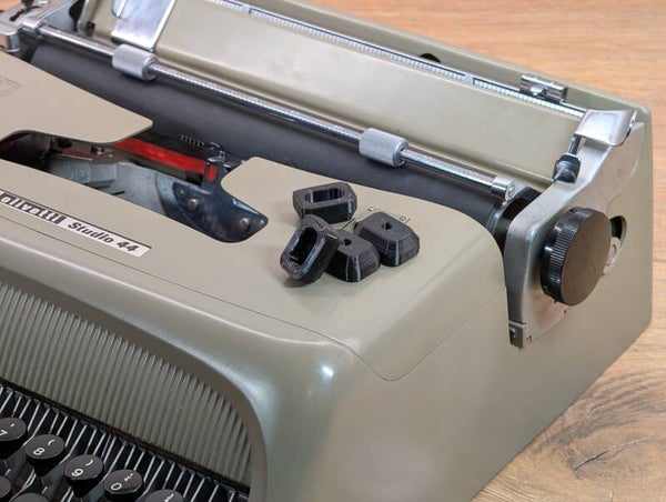Olivetti Studio 44 Typewriter Feet