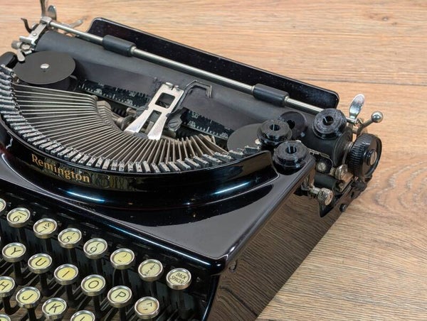 Remington Portable 1 / 2 / 3 / 5 (Boxy) Typewriter Feet