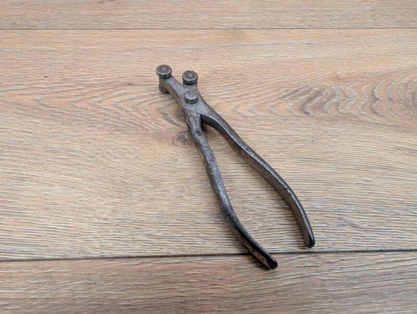 Typewriter repair tool | Typebar rollers / keylever benders