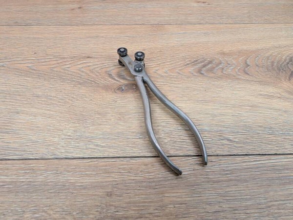 Typewriter repair tool | Dreusicke Typebar rollers / keylever benders