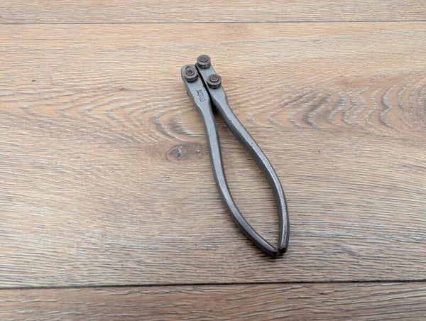 Typewriter repair tool | Buchner Typebar rollers / keylever benders