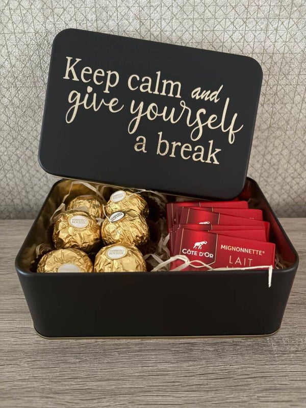 Blikken doosje met chocolaatjes