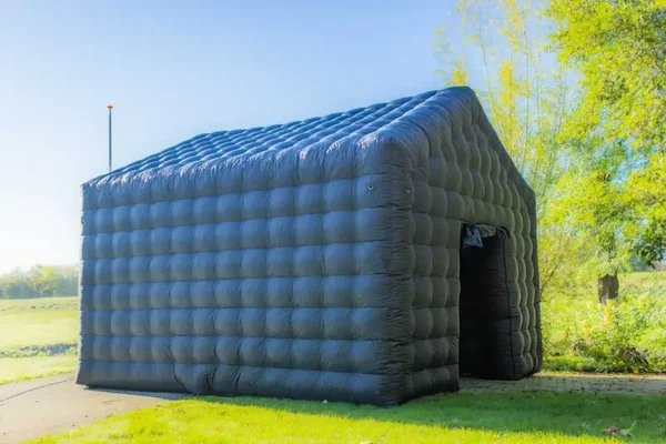 Opblaasbare feesttent