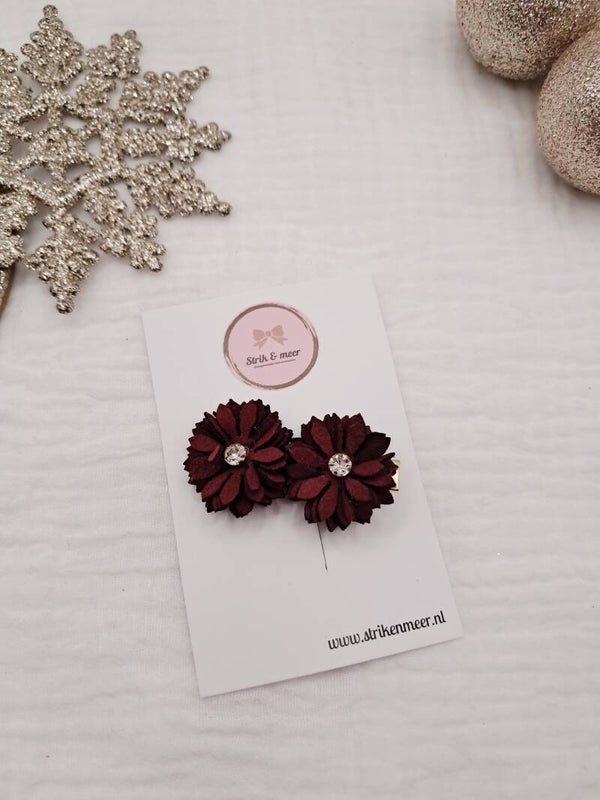 Suède bloemetjes sparkle op klipje bordeaux