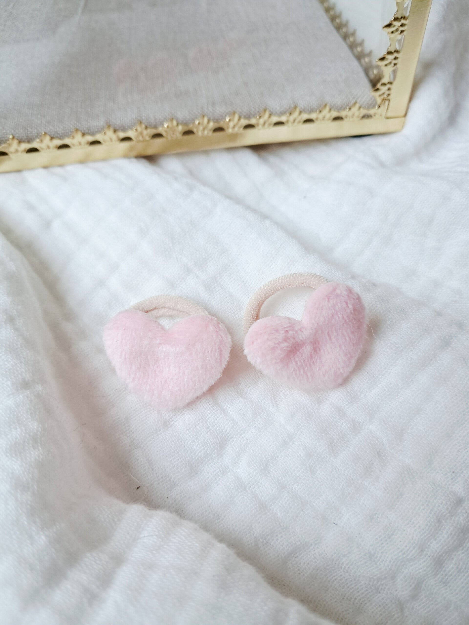Elastiekjes teddy hartjes light pink