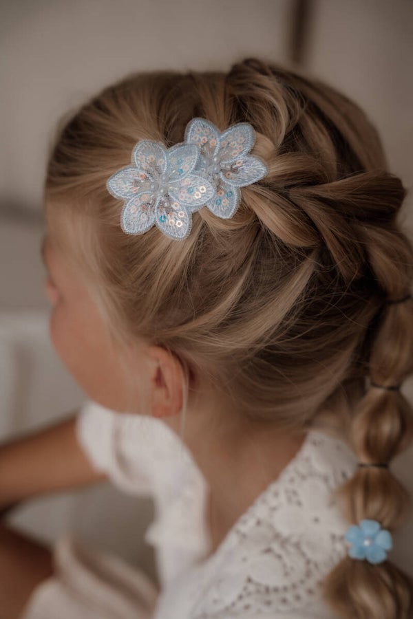 Blossom pastel blue