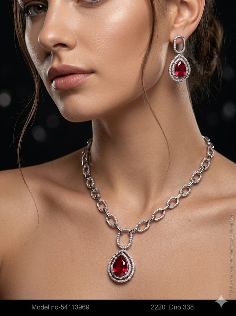 Fine Fashion Classic Necklace Set