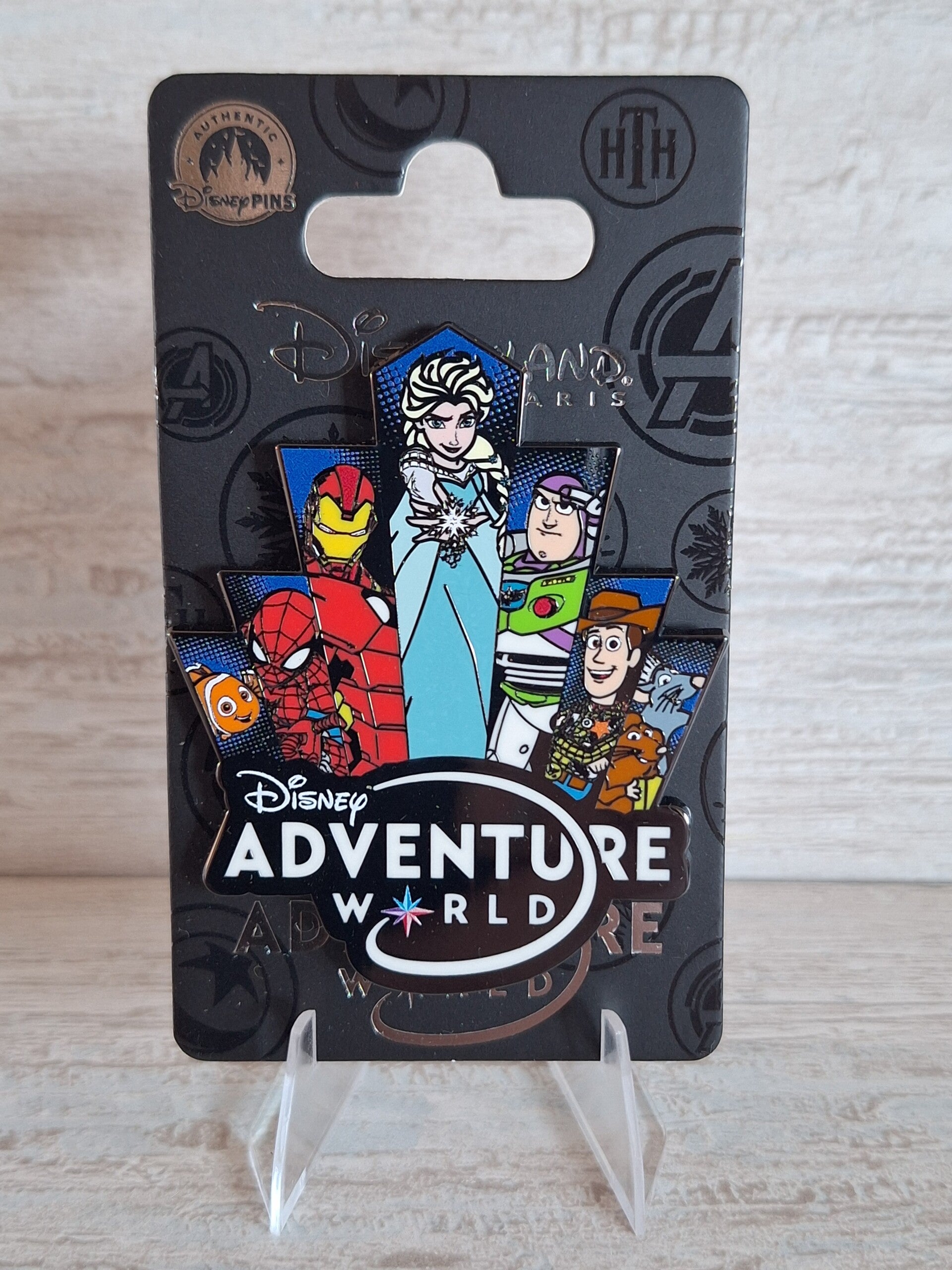 PIN'S " ADVENTURE WORLD "