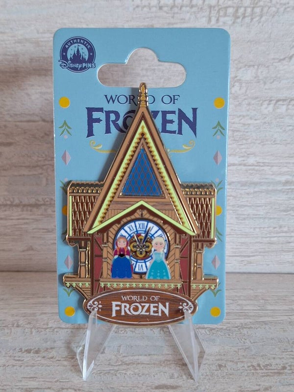 PIN'S " WOLRD OF FROZEN "