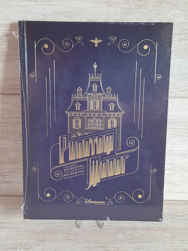 LIVRE " PHANTOM MANOR "