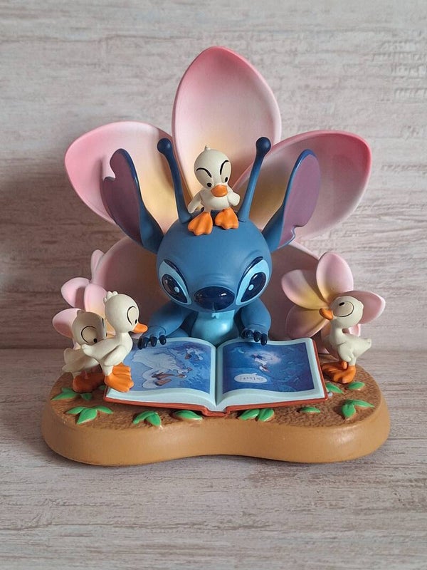 FIGURINE DISNEYLAND PARIS   " STITCH "