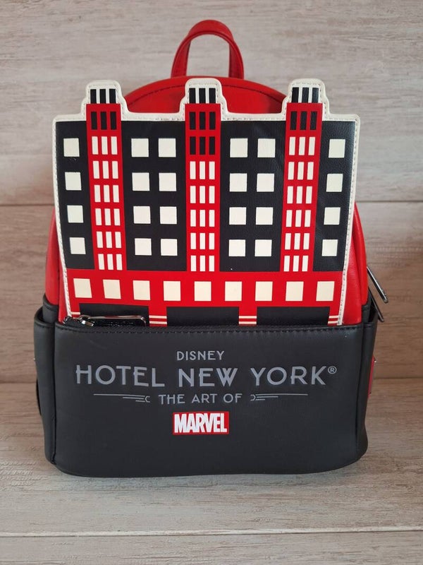 Sac à dos Loungefly " THE ART OF MARVEL "