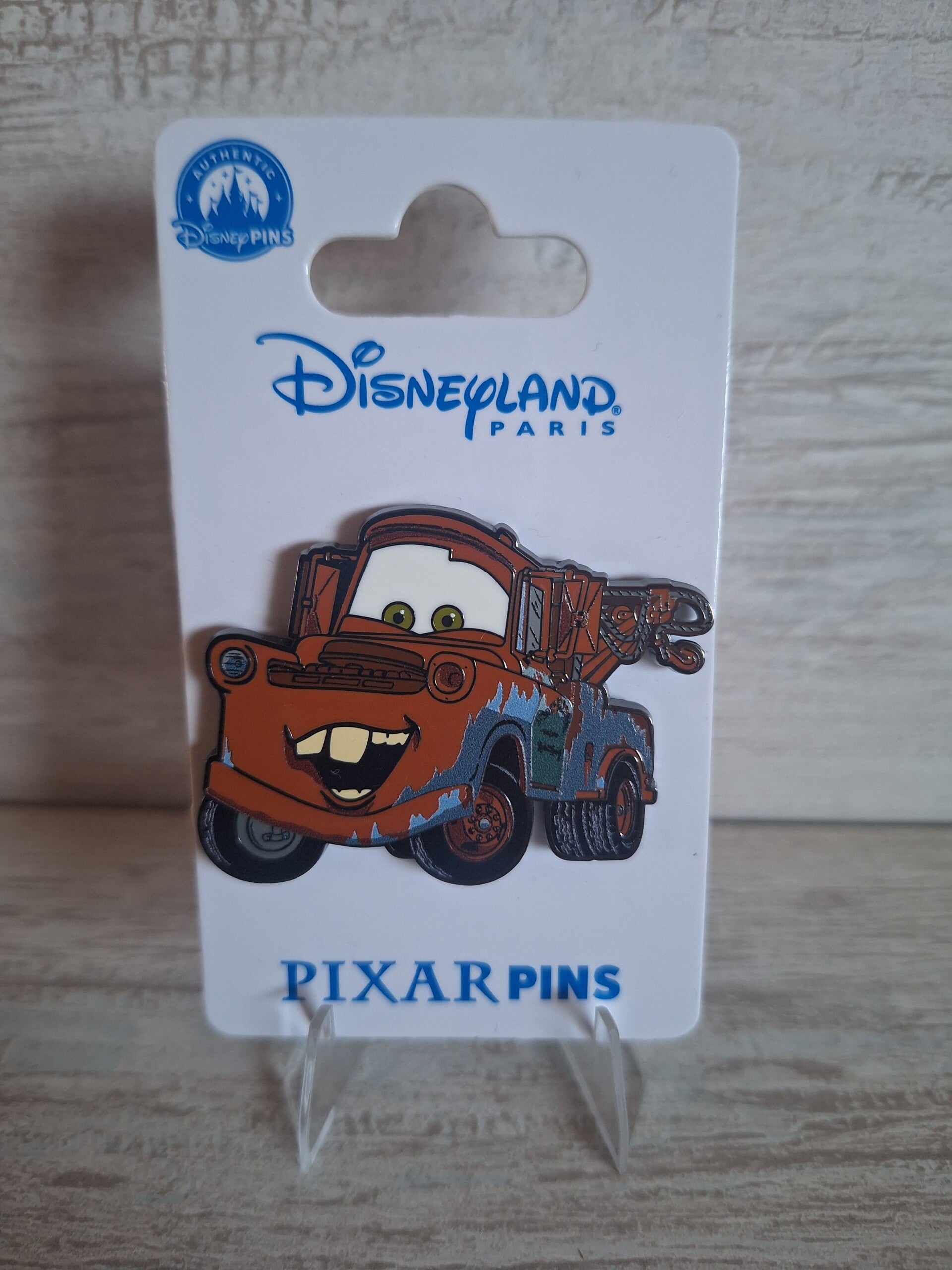 PIN'S " CARS  " Martin.