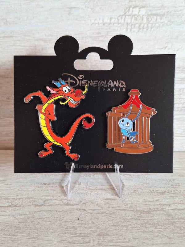 PIN'S " MUSHU ET CRI-KEE "