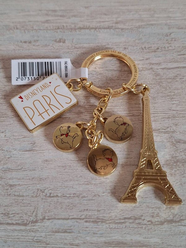 PORTE CLE " LES ARISTOCHATS ET LA TOUR EIFFEL "