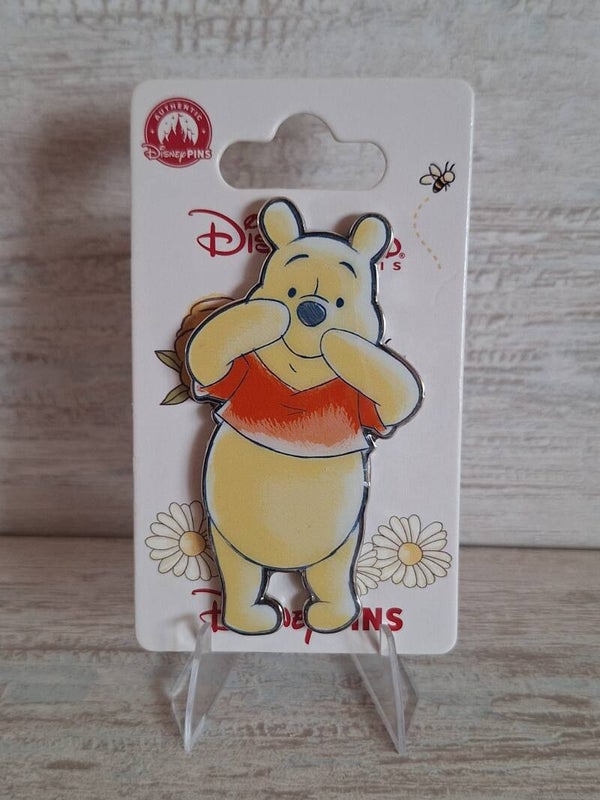 PIN'S " WINNIE L'OURSON " 2026