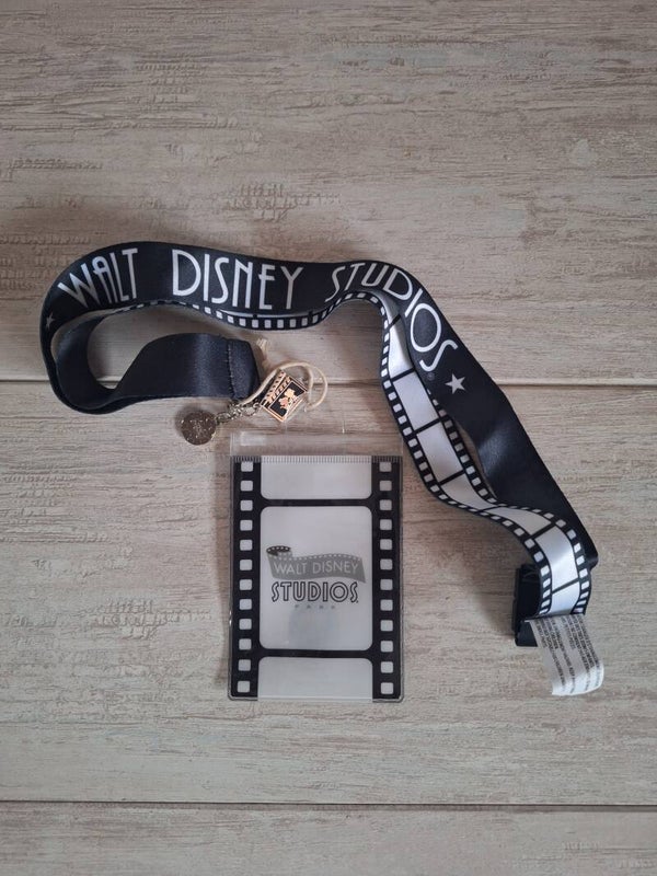 LANIERE " WALT DISNEY STUDIO  ".