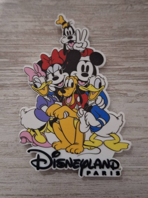 MAGNET DISNEYLAND PARIS " MICKEY ET SES AMIS ".