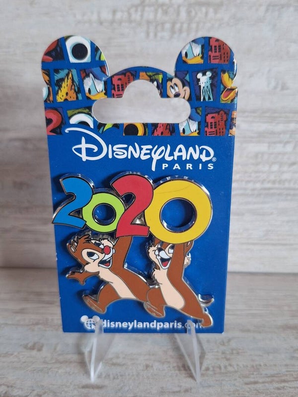 PIN'S DISNEYLAND PARIS 2020 TIC ET TAC