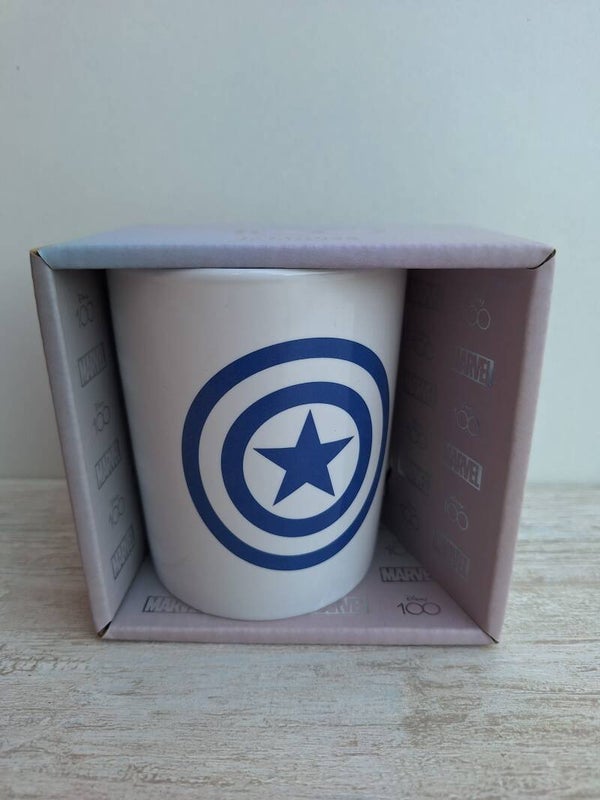MUG " 100 ANS MARVEL "